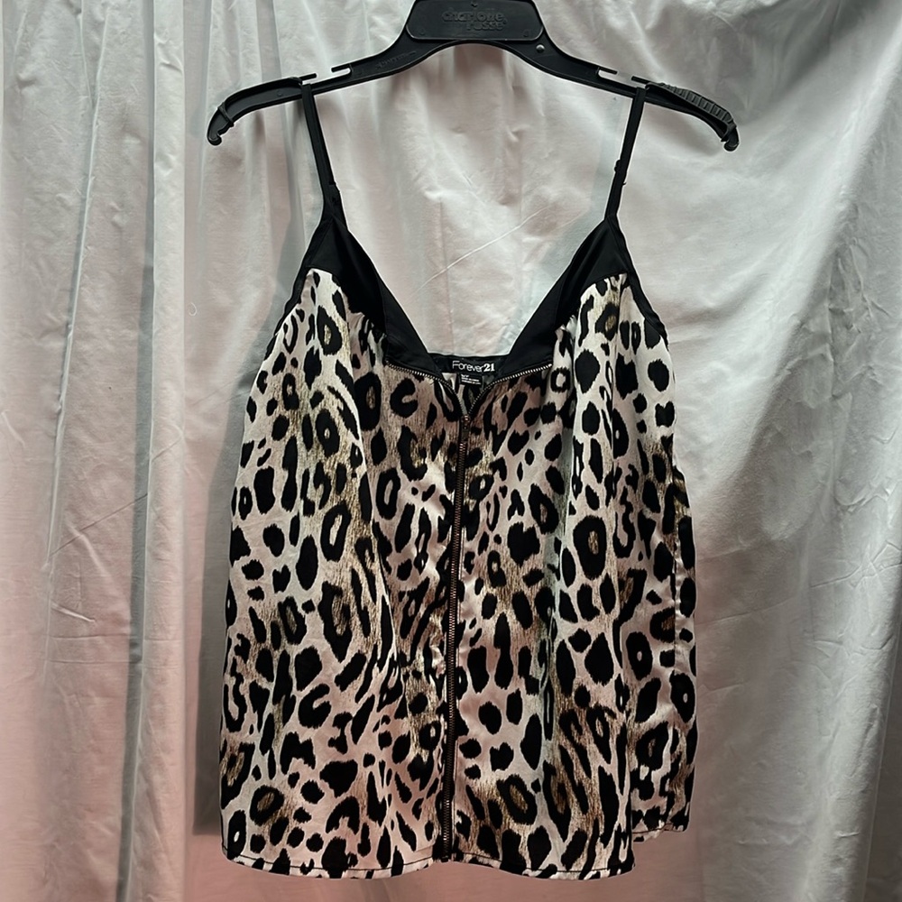 Leopard tank with front zipper